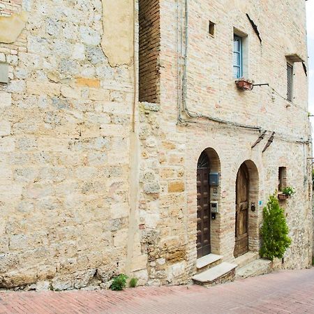 San Domenico Central Apt San Gimignano Exterior photo